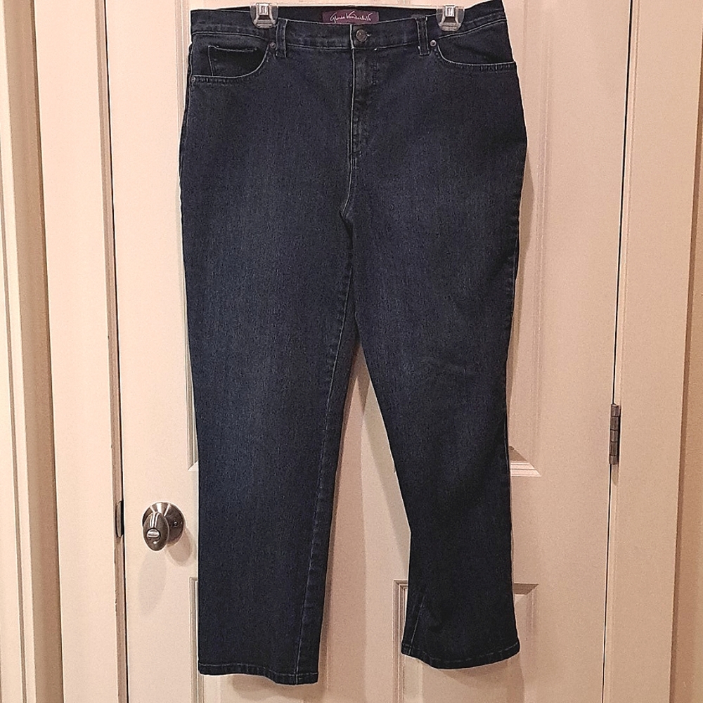 Gloria Vanderbilt Classic High Rise Tapered Jean
